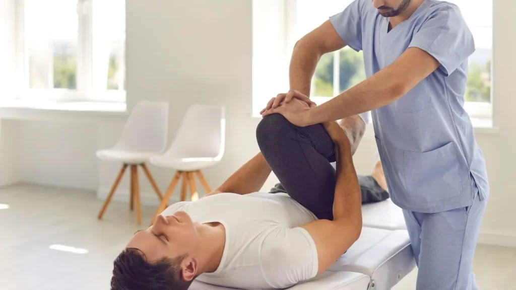 Manual-Physiotherapy-shown-by-doctor-on-patient